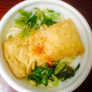 ビッグな揚げ物！きつねうどん(*^^)v